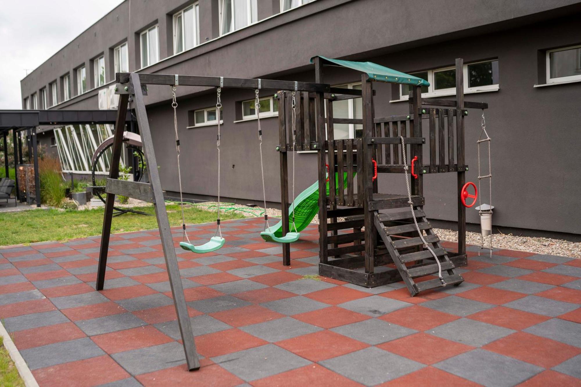 Ciechanów Lofft Hotel מראה חיצוני תמונה